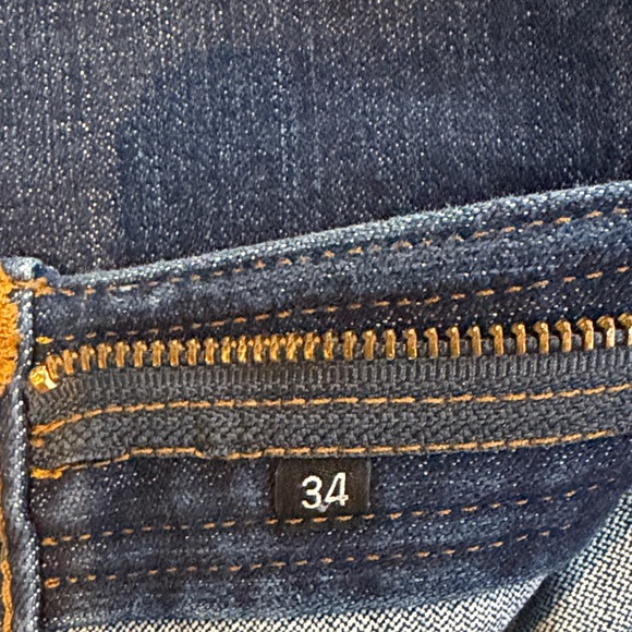 Stylish Indigo Slim Fit Jeans for Men - Picture 3 of 4